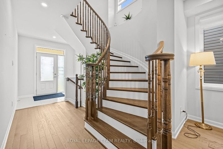 Photo 2 at 70 Ralph Erfle Way, Nepean (Half Moon Bay), Ottawa