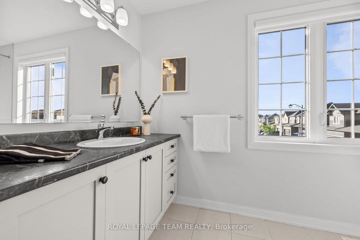 Photo 25 at 70 Ralph Erfle Way, Nepean (Half Moon Bay), Ottawa