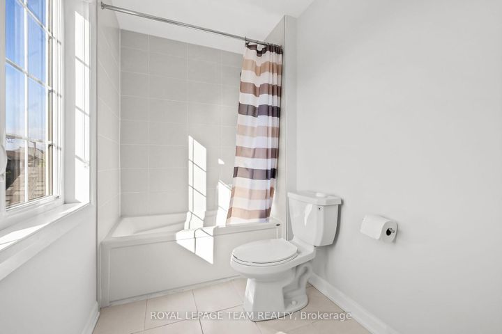 Photo 26 at 70 Ralph Erfle Way, Nepean (Half Moon Bay), Ottawa