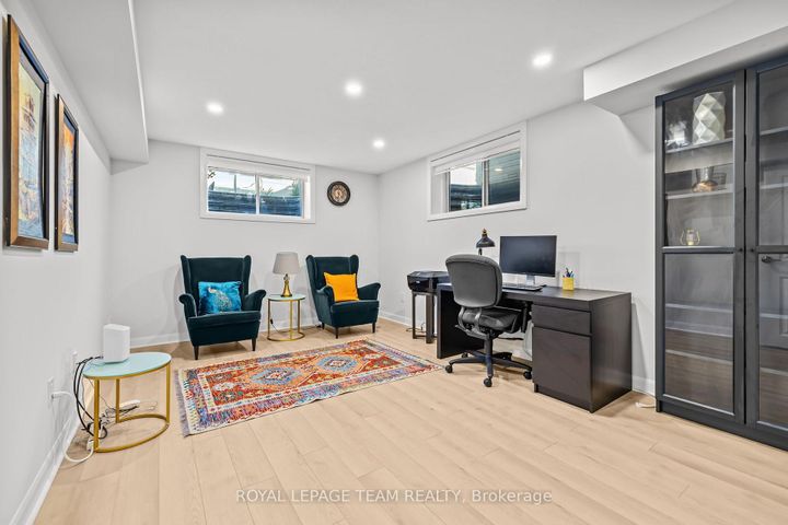 Photo 30 at 70 Ralph Erfle Way, Nepean (Half Moon Bay), Ottawa