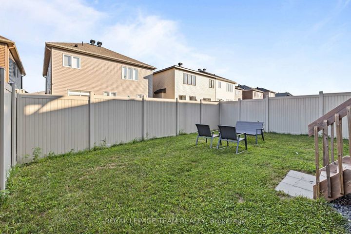Photo 33 at 70 Ralph Erfle Way, Nepean (Half Moon Bay), Ottawa