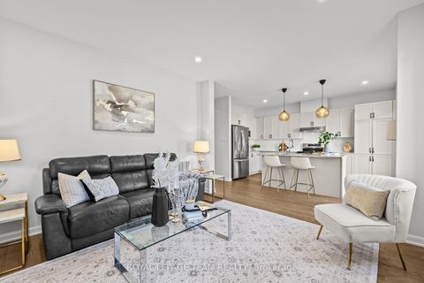 Photo 5 at 70 Ralph Erfle Way, Nepean (Half Moon Bay), Ottawa