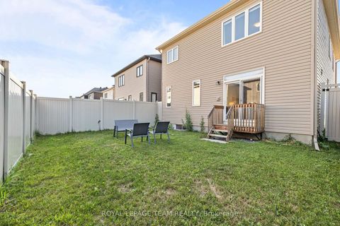 Photo 32 at 70 Ralph Erfle Way, Nepean (Half Moon Bay), Ottawa