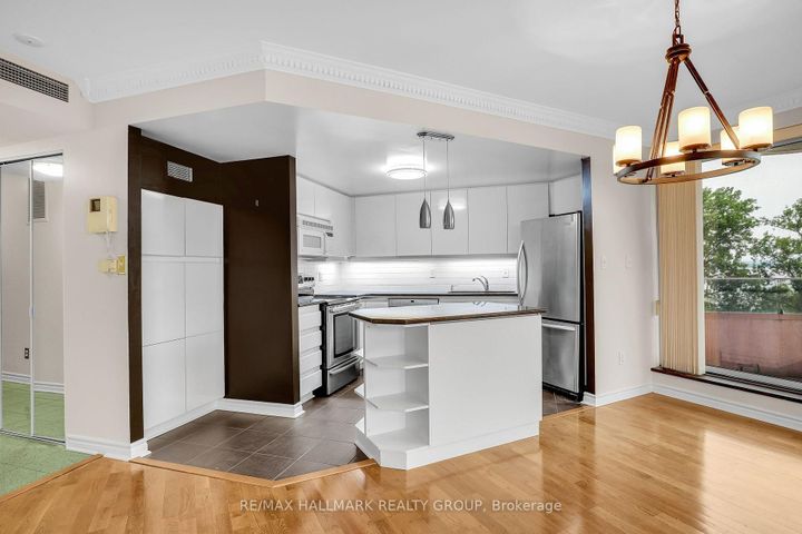 Photo 10 at 502 - 3105 Carling Avenue, Nepean (Bayshore), Ottawa
