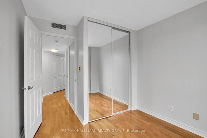 Photo 18 at 502 - 3105 Carling Avenue, Nepean (Bayshore), Ottawa