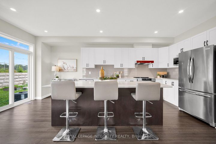Photo 8 at 185 Bending Way, Nepean (Hearts Desire), Ottawa