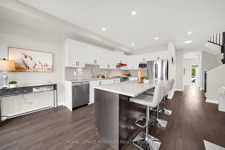 Photo 9 at 185 Bending Way, Nepean (Hearts Desire), Ottawa