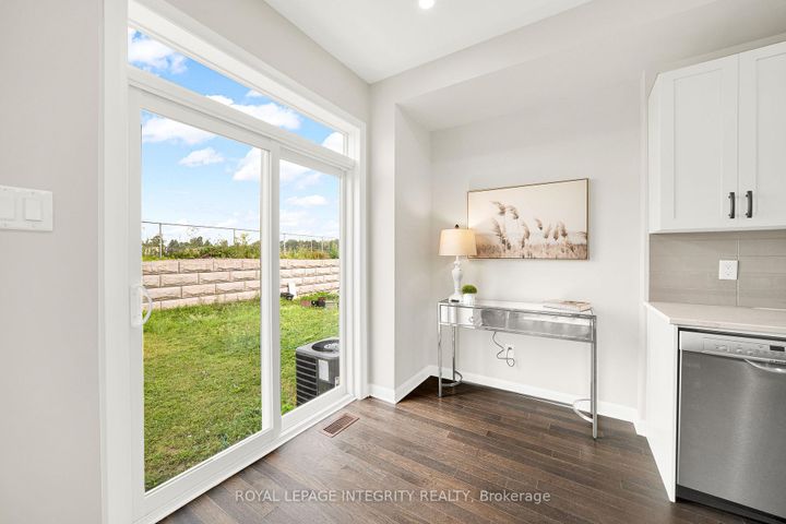 Photo 13 at 185 Bending Way, Nepean (Hearts Desire), Ottawa