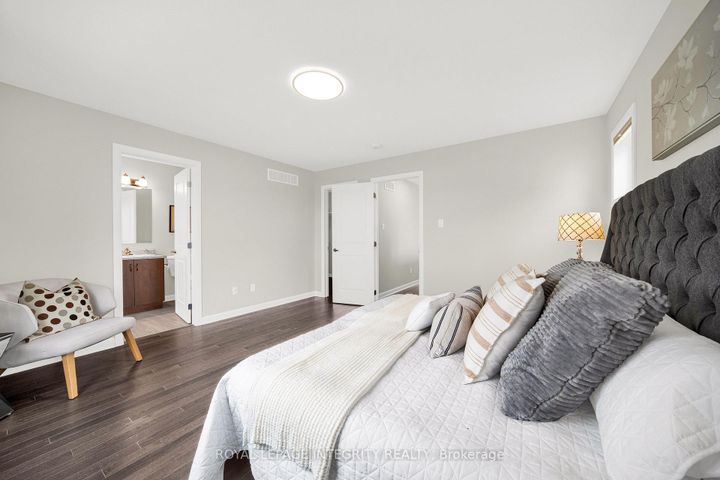 Photo 22 at 185 Bending Way, Nepean (Hearts Desire), Ottawa
