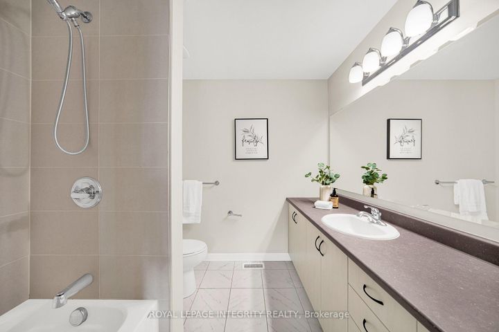 Photo 30 at 185 Bending Way, Nepean (Hearts Desire), Ottawa