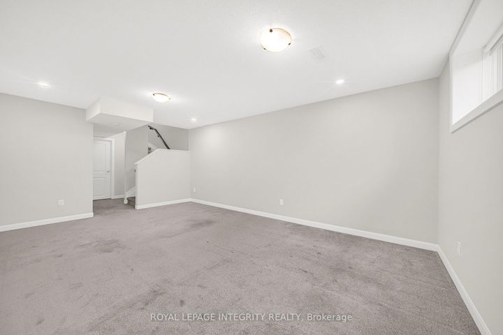 Photo 33 at 185 Bending Way, Nepean (Hearts Desire), Ottawa