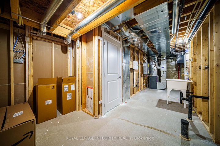 Photo 34 at 185 Bending Way, Nepean (Hearts Desire), Ottawa