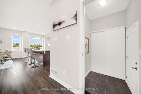 Photo 4 at 185 Bending Way, Nepean (Hearts Desire), Ottawa