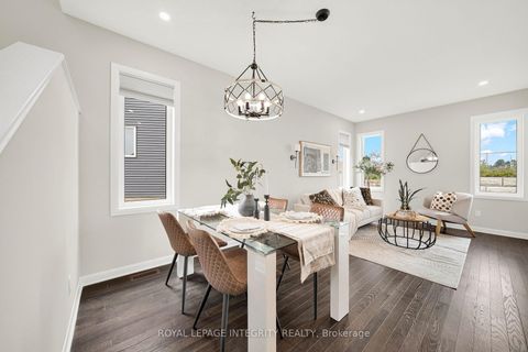 Photo 5 at 185 Bending Way, Nepean (Hearts Desire), Ottawa