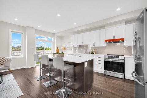Photo 7 at 185 Bending Way, Nepean (Hearts Desire), Ottawa