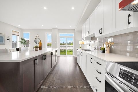 Photo 12 at 185 Bending Way, Nepean (Hearts Desire), Ottawa