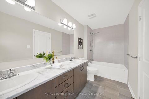 Photo 24 at 185 Bending Way, Nepean (Hearts Desire), Ottawa