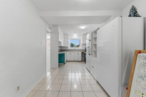Photo 4 at 3K Arnold Drive, Nepean (Arbeatha Park), Ottawa