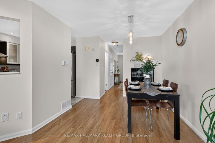 Photo 8 at 63 Palmadeo Drive, Nepean (Longfields), Ottawa
