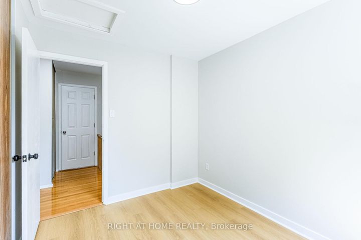 Photo 10 at 161 Pheasant Run Drive, Nepean (Pheasant Run), Ottawa