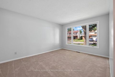 Photo 3 at 14 Birkett Street, Nepean (Heritage Park), Ottawa
