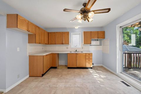 Photo 11 at 14 Birkett Street, Nepean (Heritage Park), Ottawa