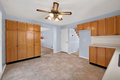 Photo 13 at 14 Birkett Street, Nepean (Heritage Park), Ottawa