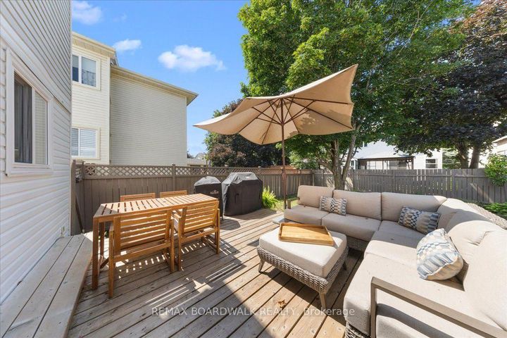 Photo 21 at 43 Peacock Crescent, Nepean (Cedargrove/Fraserdale), Ottawa