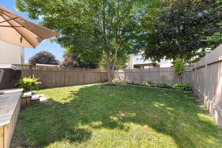 Photo 24 at 43 Peacock Crescent, Nepean (Cedargrove/Fraserdale), Ottawa
