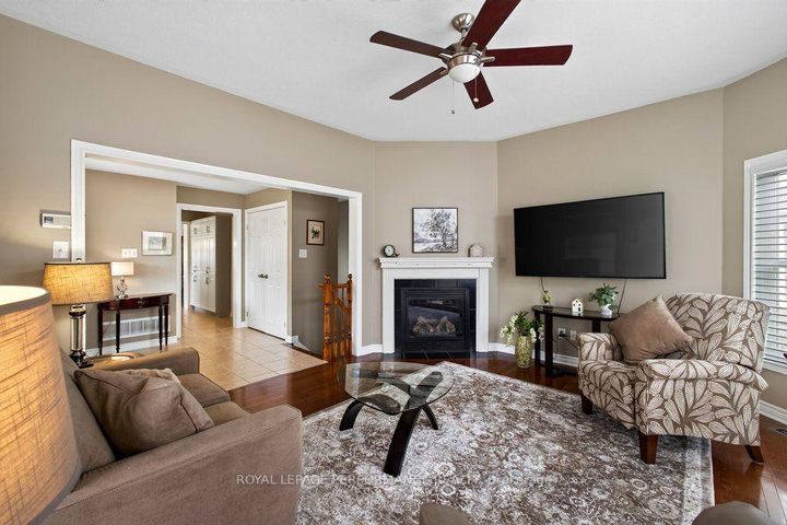 Photo 9 at 2423 Regatta Avenue, Nepean (Half Moon Bay), Ottawa