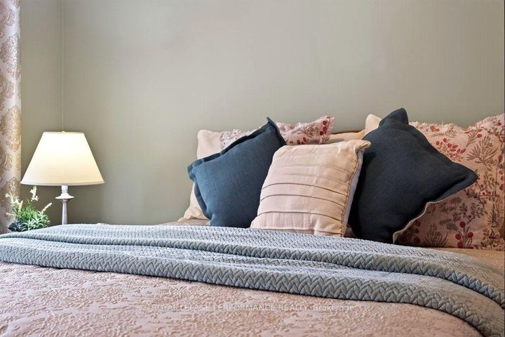 Photo 22 at 2423 Regatta Avenue, Nepean (Half Moon Bay), Ottawa