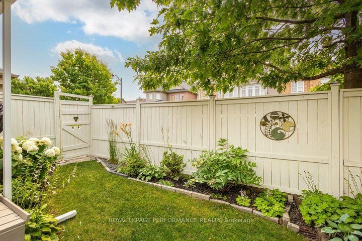 Photo 36 at 2423 Regatta Avenue, Nepean (Half Moon Bay), Ottawa
