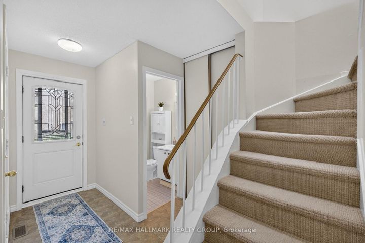 Photo 13 at 39 - 13 Sunridge Lane, Nepean (On the Green), Ottawa