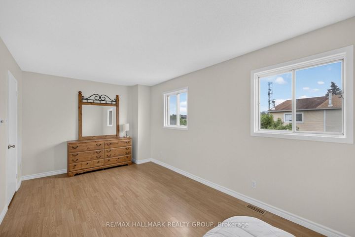 Photo 15 at 39 - 13 Sunridge Lane, Nepean (On the Green), Ottawa