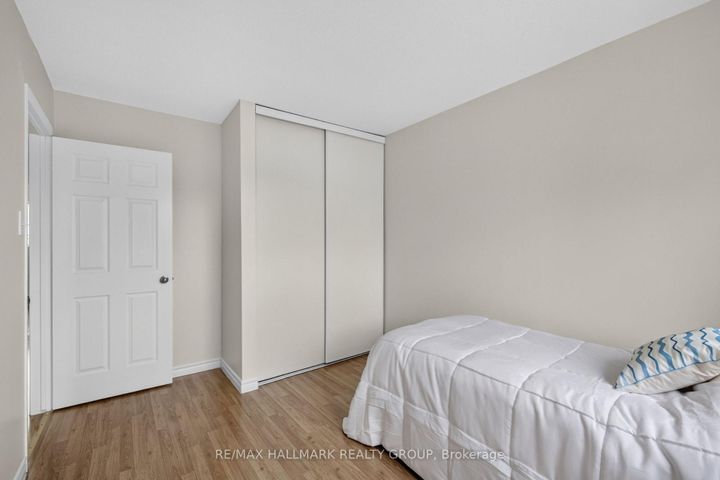 Photo 19 at 39 - 13 Sunridge Lane, Nepean (On the Green), Ottawa