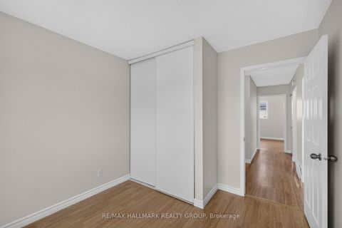 Photo 21 at 39 - 13 Sunridge Lane, Nepean (On the Green), Ottawa