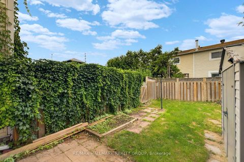 Photo 29 at 39 - 13 Sunridge Lane, Nepean (On the Green), Ottawa