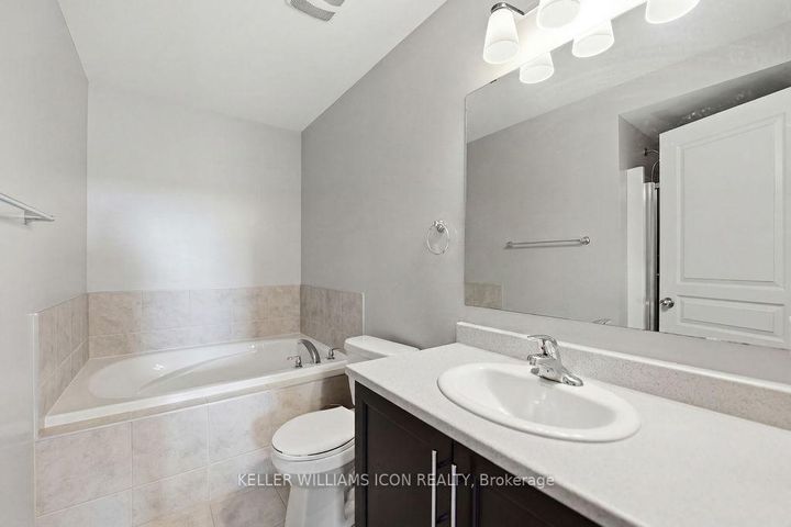 Photo 22 at 493 Ashbourne Crescent, Nepean (Stonebridge), Ottawa