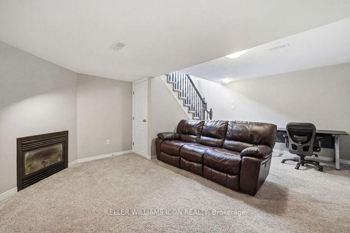 Photo 29 at 493 Ashbourne Crescent, Nepean (Stonebridge), Ottawa