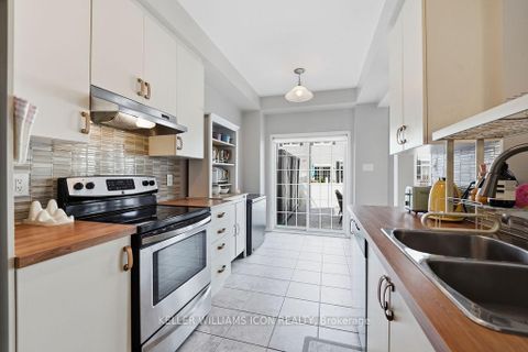 Photo 16 at 493 Ashbourne Crescent, Nepean (Stonebridge), Ottawa