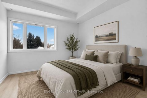Photo 9 at 5 - 165 Waterbridge Drive, Nepean (Barrhaven East), Ottawa