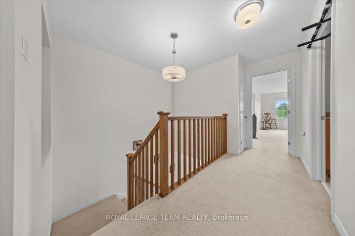 Photo 16 at 552 Jackdaw Avenue, Nepean (Half Moon Bay), Ottawa
