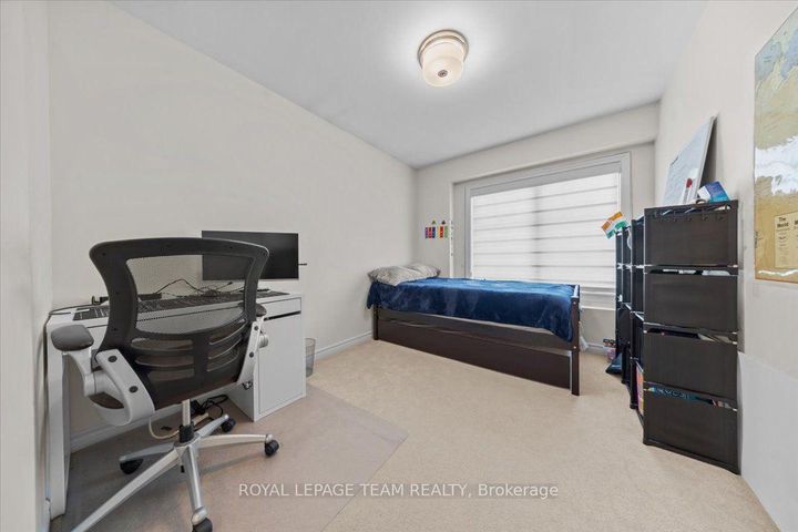 Photo 20 at 552 Jackdaw Avenue, Nepean (Half Moon Bay), Ottawa