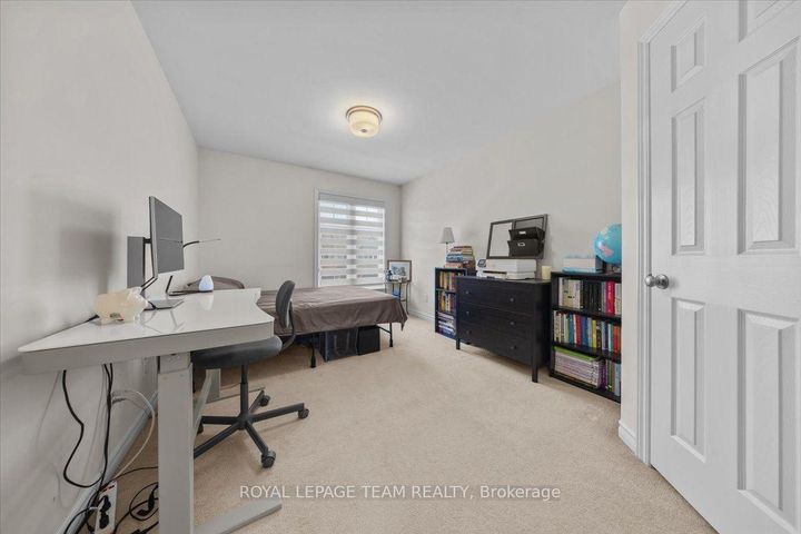 Photo 21 at 552 Jackdaw Avenue, Nepean (Half Moon Bay), Ottawa