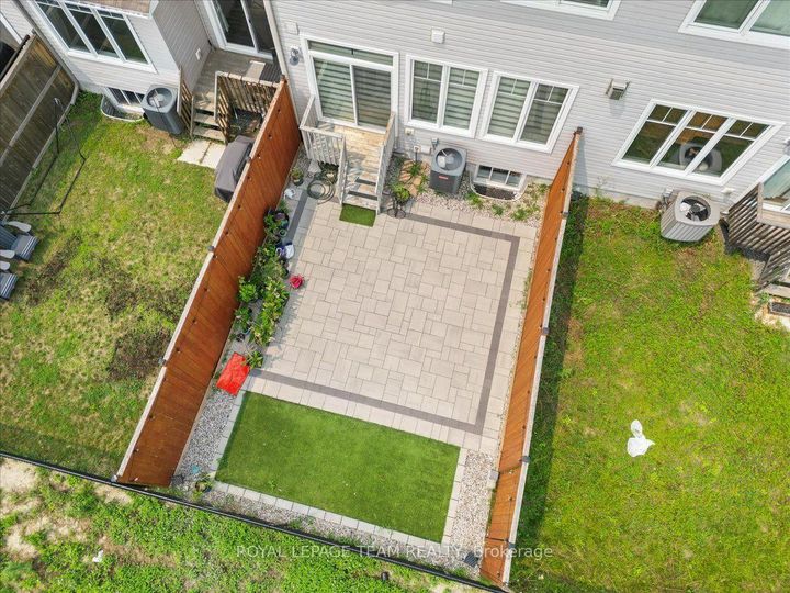 Photo 29 at 552 Jackdaw Avenue, Nepean (Half Moon Bay), Ottawa