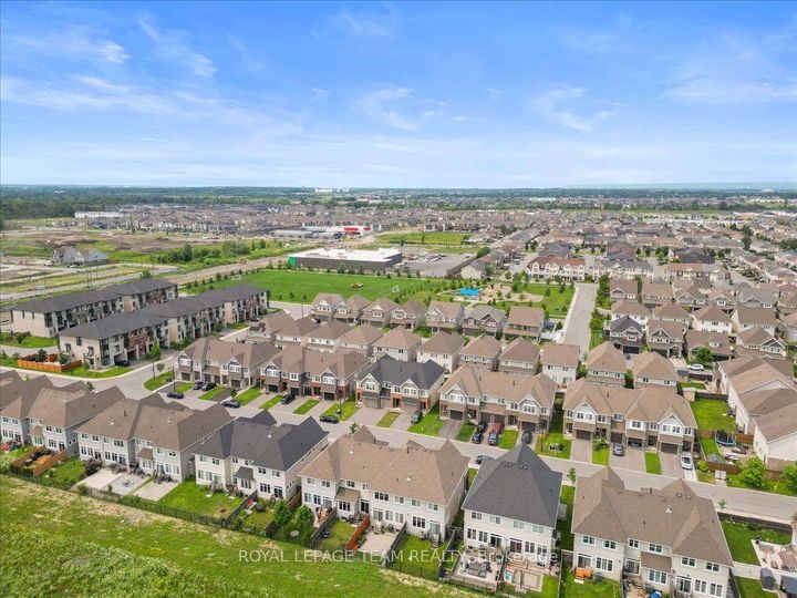 Photo 31 at 552 Jackdaw Avenue, Nepean (Half Moon Bay), Ottawa