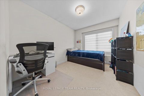 Photo 20 at 552 Jackdaw Avenue, Nepean (Half Moon Bay), Ottawa