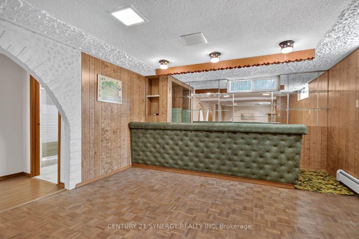 Photo 27 at 974 Greenbriar Avenue, Nepean (Carleton Heights), Ottawa