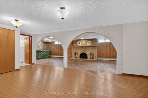 Photo 30 at 974 Greenbriar Avenue, Nepean (Carleton Heights), Ottawa