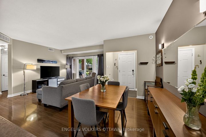 Photo 10 at 4 - 165 Waterbridge Drive, Nepean (Barrhaven East), Ottawa